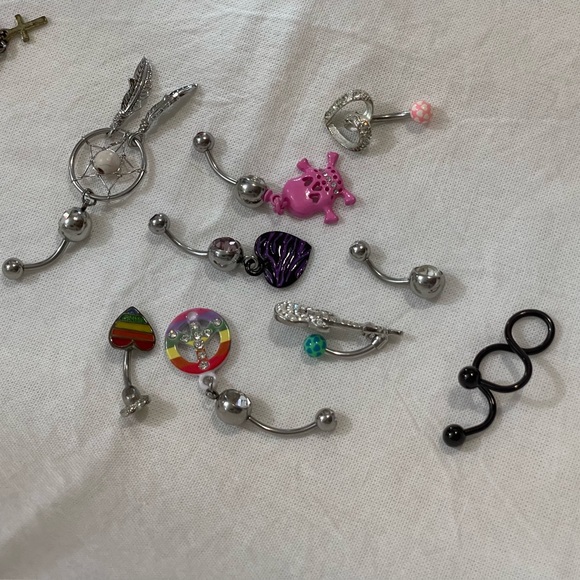 Jewelry Clearance Sale! 2 Rings, 8 Navel Rings, 2 Earrings $8 Each Bundle & Save - Picture 10 of 17